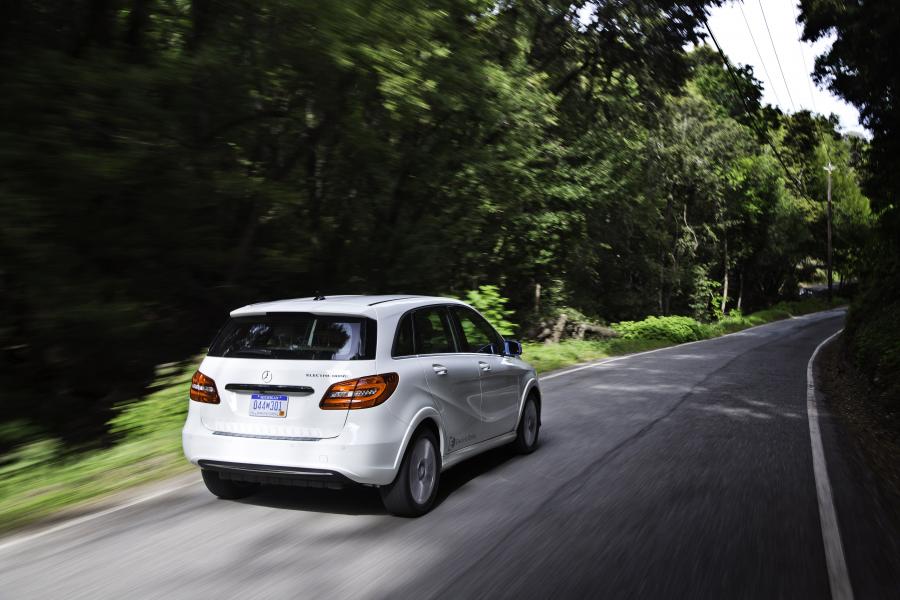  Mercedes-Benz B-Class Electric Drive 2014 года  (фото 35 из 74)